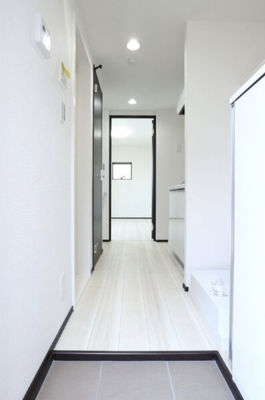 ノルデスタ小竹の玄関