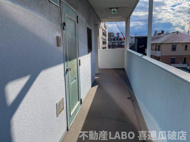 ダイヤモンドハイツⅠの玄関