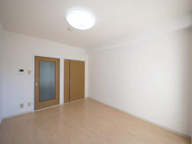 シャルムパレスAの居間・リビング|※写真は別の部屋のものです。