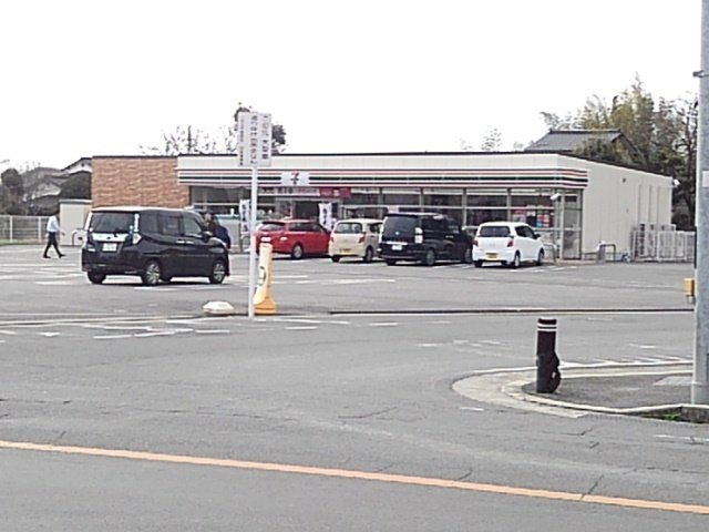 レジデンス桜の周辺|セブンイレブン筑後和泉店まで1300m