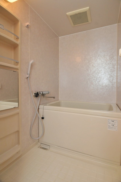 タチバナビルの浴室