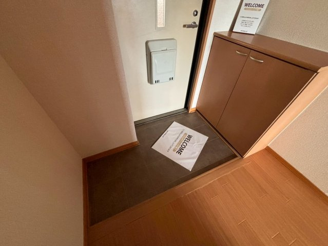 グレイスフル土山東の玄関