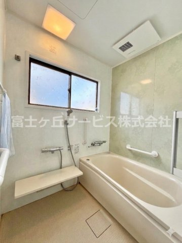【浴室】 | 磐田市掛塚　中古住宅 | 日々の疲れを癒すお風呂付です