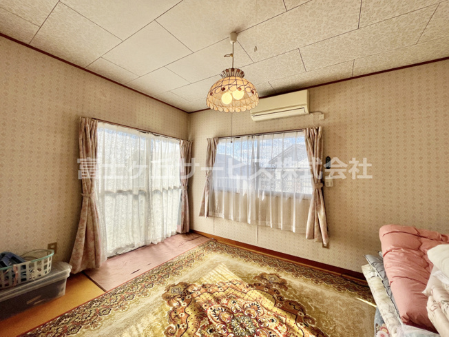 【子供部屋】 | 磐田市掛塚　中古住宅 | 2階の6帖の洋室