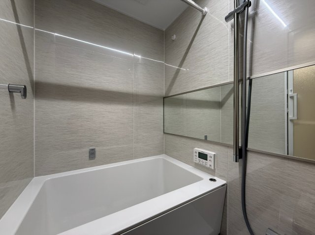 初台スカイレジテルの浴室|お風呂です