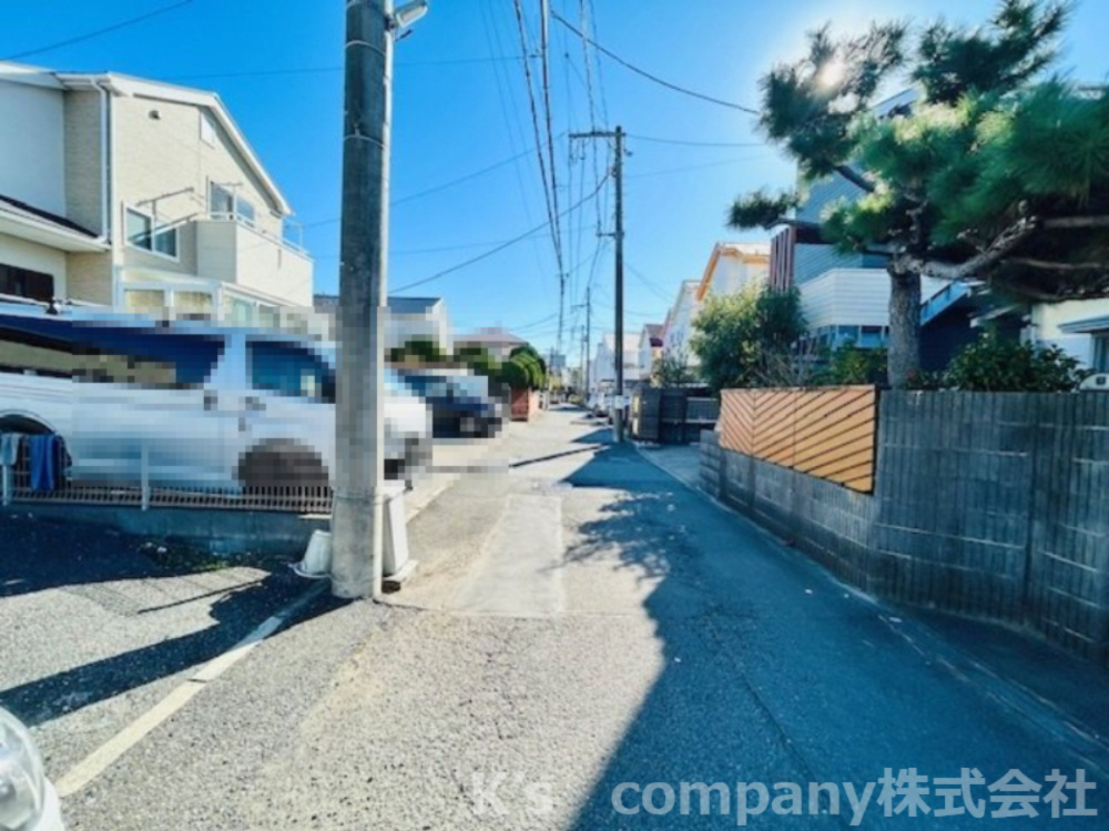 藤沢市片瀬海岸3丁目　中古戸建の前面道路含む現地写真|前面道路の様子です◇