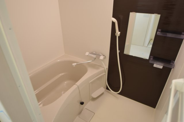 グレイス船橋法典の浴室
