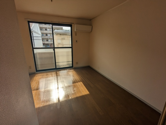 グリーンハイツ砂川Ａ棟の洋室