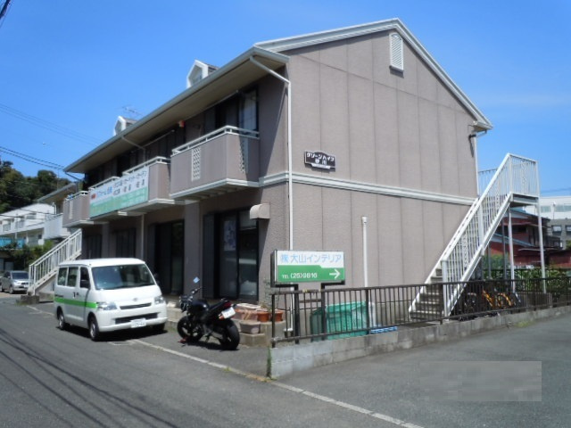 グリーンハイツ砂川Ａ棟のエントランス