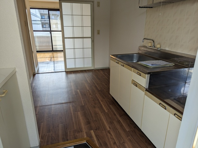 グリーンハイツ砂川Ａ棟のキッチン