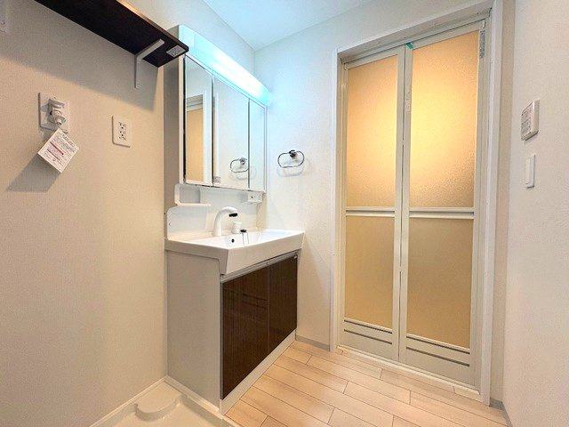 Maison Lumiereの独立洗面台|※同タイプの部屋写真です