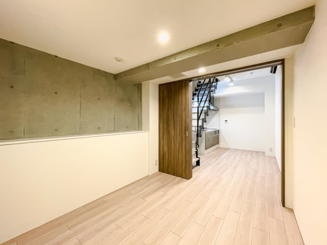 スフィア日本橋富沢町の寝室|ゆとりの広さです