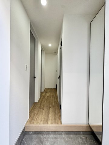 CS GARDEN 吉祥寺の玄関