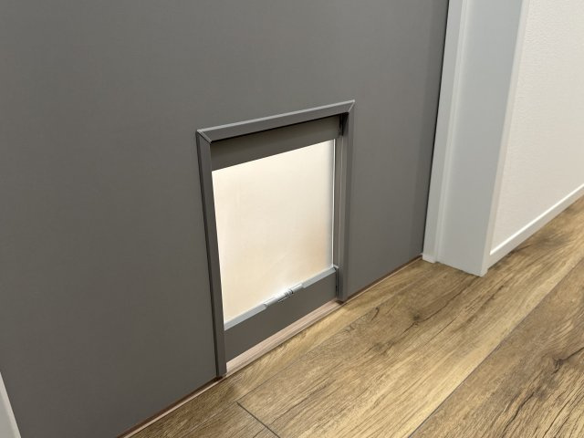 CS GARDEN 吉祥寺の内装|ネコ用出入口