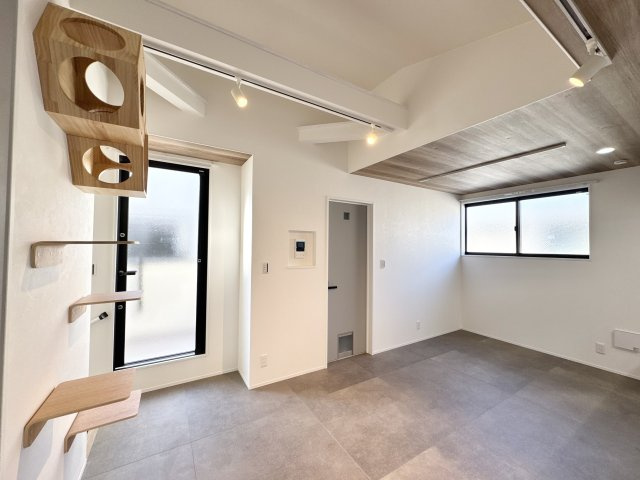 CS GARDEN 吉祥寺の居間・リビング