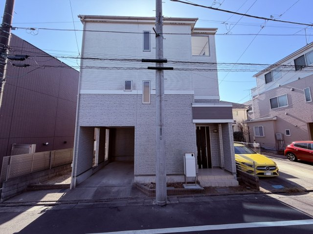 【外観】 | 中野区江原町１丁目　中古戸建て | 外観のデザインにこだわり、家族の暮らしを優雅に彩る住まいの顔