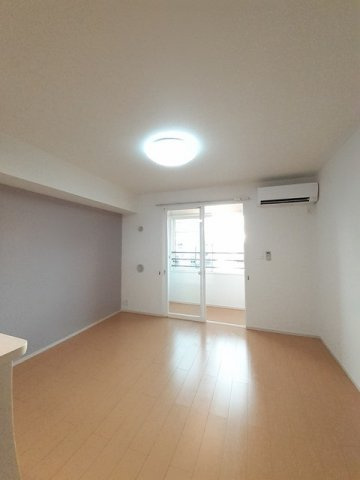 カサフェリスＢの居間・リビング