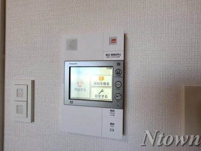 【セキュリティ】 | ディアレイシャス東別院Ⅳ | モニター付きインターフォンです。