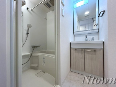 【洗面所】 | ディアレイシャス東別院Ⅳ | 使いやすい洗面所です