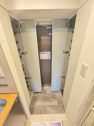 新品家具付きマンション永代4(KaGood東京)の玄関