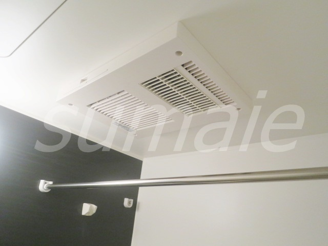 アクシス上十条の設備|浴室で洗濯物干せます♪