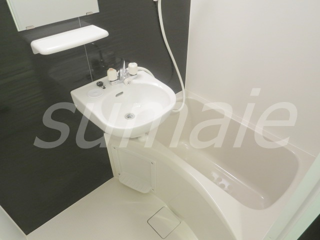 アクシス上十条の浴室|きれいなバスルームです♪