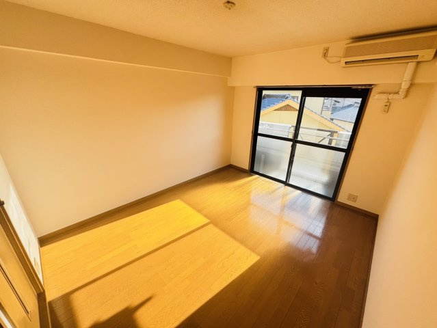 ウイング石坂の居間・リビング