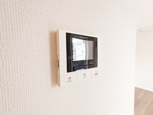 アンジュール神谷のセキュリティ|モニター付きインターフォンです。
