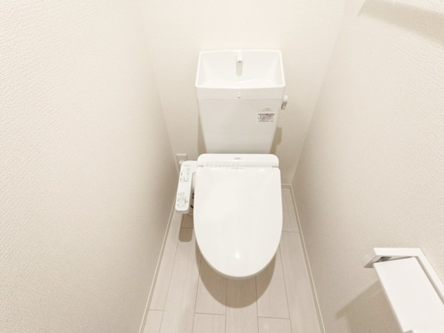 アンジュール神谷のトイレ|温水洗浄便座です。