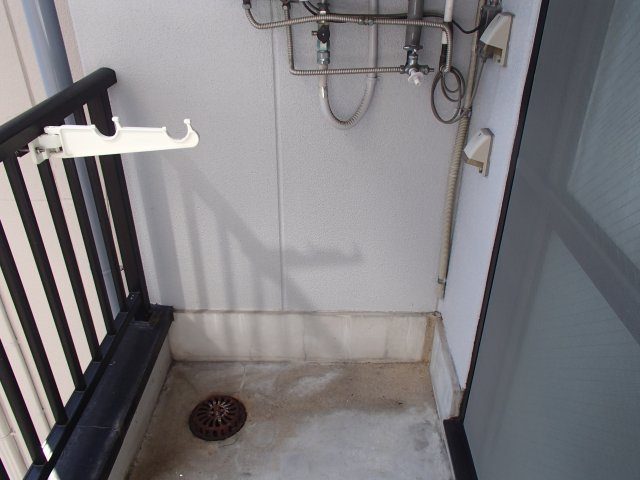 【設備】 | ビラ菱屋西 | 洗濯機置場