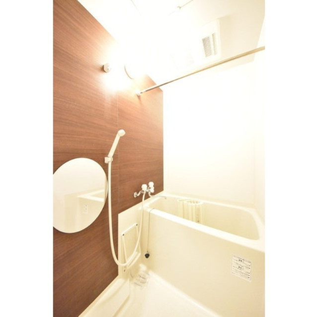 ラヴィエント浅草言問の浴室