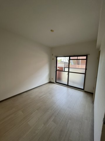 【洋室】 | カーサ南茨木2