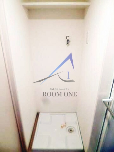 スカイコート小竹向原の設備|洗濯機置き場です。