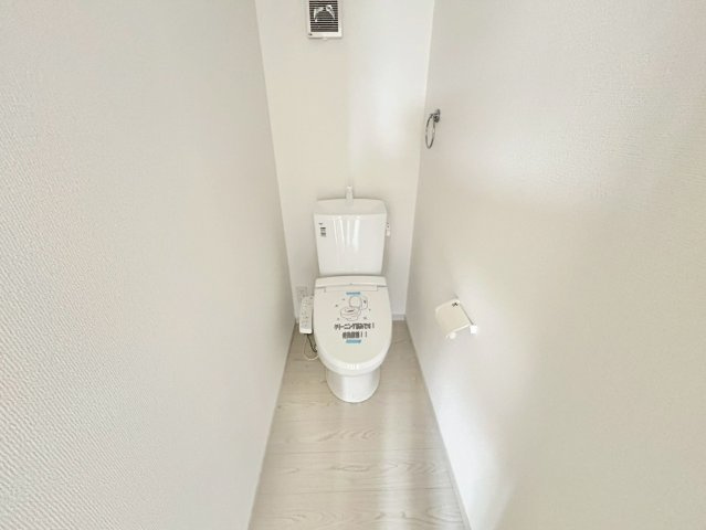 久喜市久喜東３期　新築一戸建てのトイレ