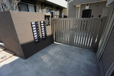 【エントランス】 | ロンディネ鷺ノ宮