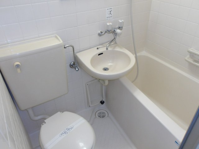 セブンコートの浴室