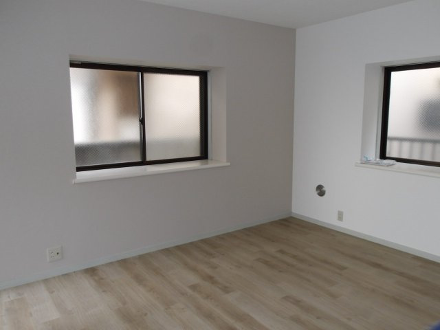 セブンコートの居間・リビング