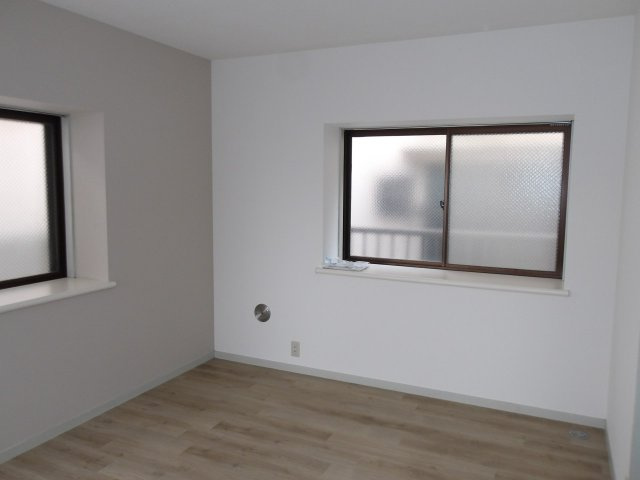 セブンコートの洋室