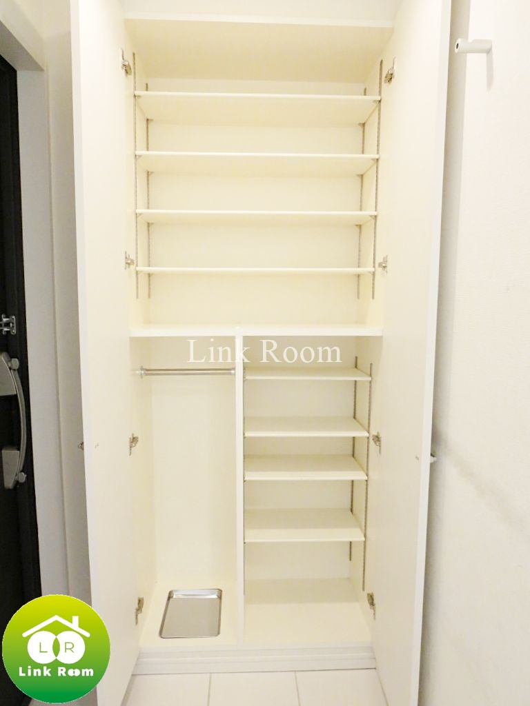 グランヴァン両国の玄関