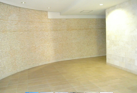 グランヴァン両国のロビー