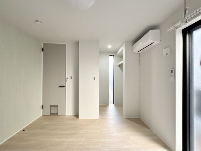 CS GARDEN 吉祥寺の洋室