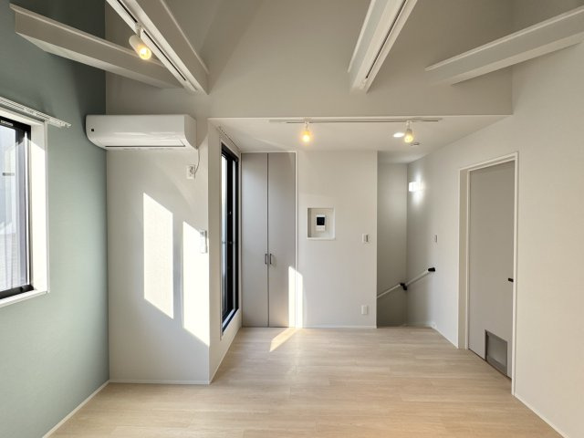 CS GARDEN 吉祥寺の居間・リビング