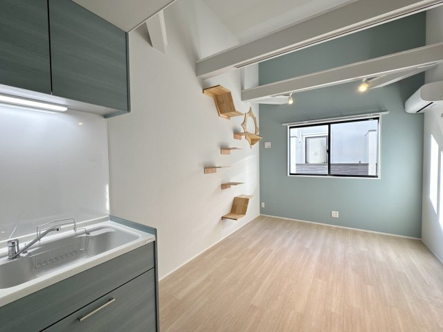 CS GARDEN 吉祥寺の居間・リビング