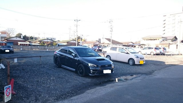 小山宮武マンションの駐車場