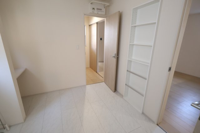 《仲介手数料無料》岩槻区大字金重109-176新築一戸建てリーブルガーデンのランドリースペース