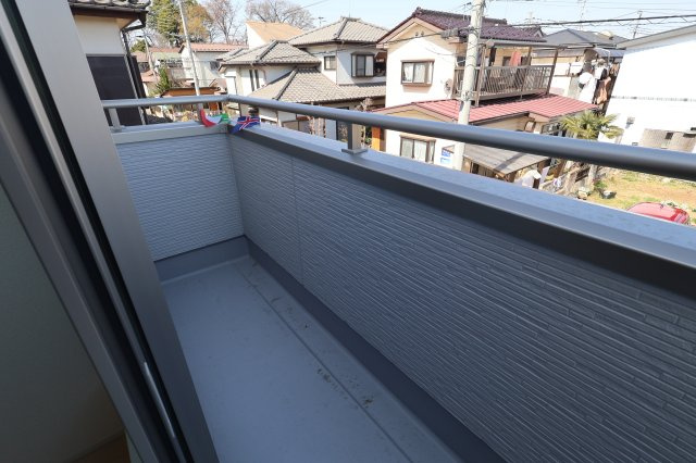 《仲介手数料無料》岩槻区大字金重109-176新築一戸建てリーブルガーデンのバルコニー