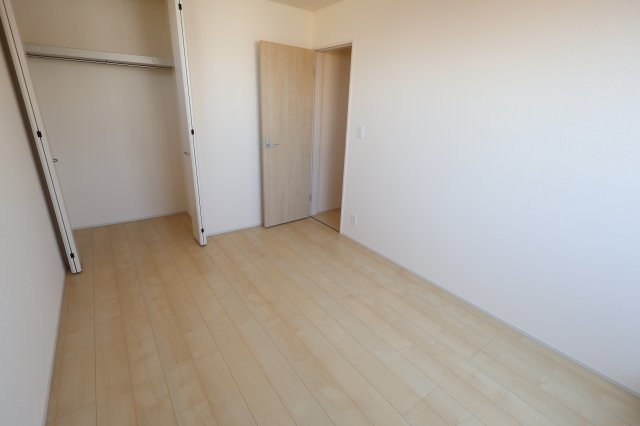 《仲介手数料無料》岩槻区大字金重109-176新築一戸建てリーブルガーデンの洋室|6帖