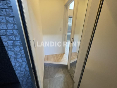 【玄関】 | パティオ五十川Ⅱ