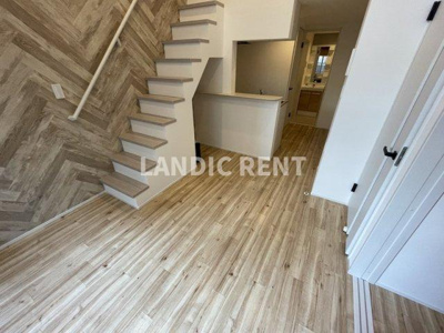 【居間・リビング】 | パティオ五十川Ⅱ