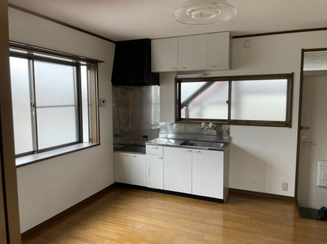 武蔵野市境南町５丁目のアパート